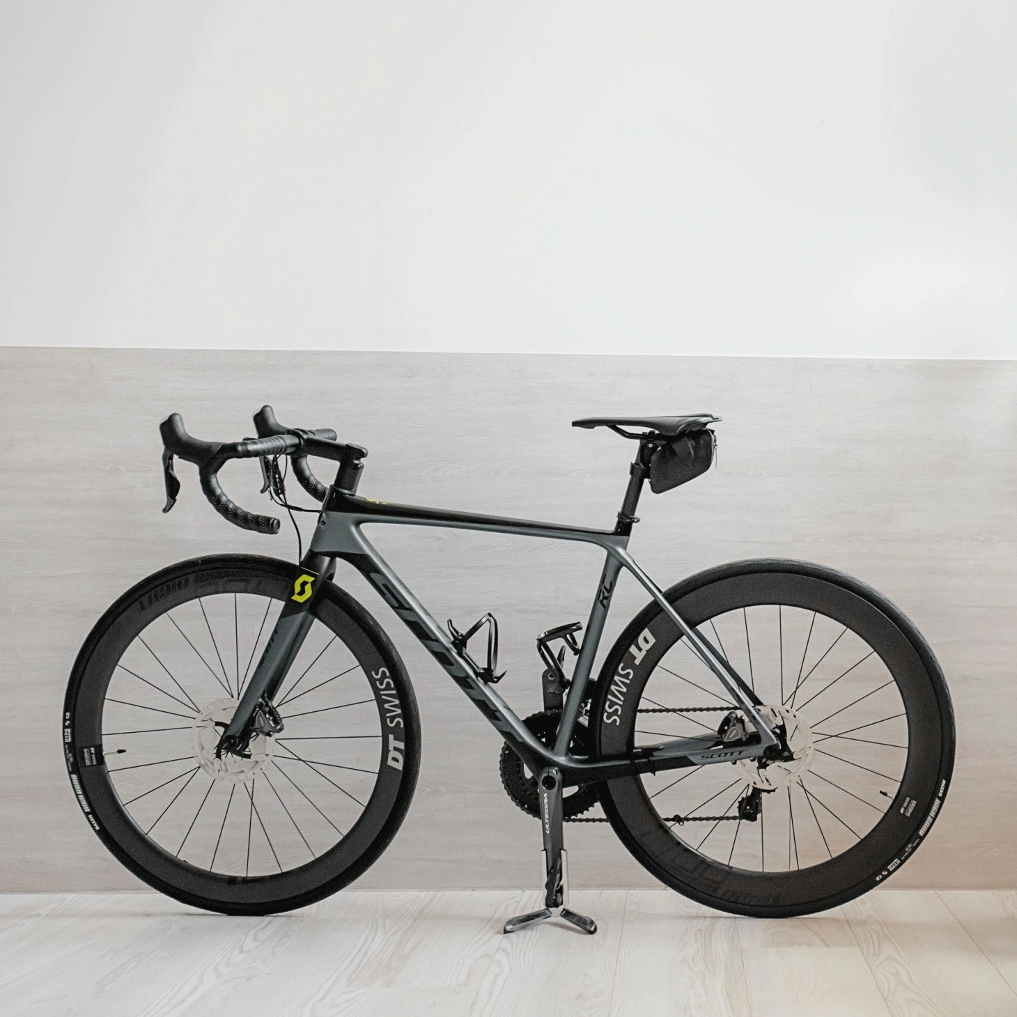 Topeak FlashStand Slim X Presentation Stand – Image 5