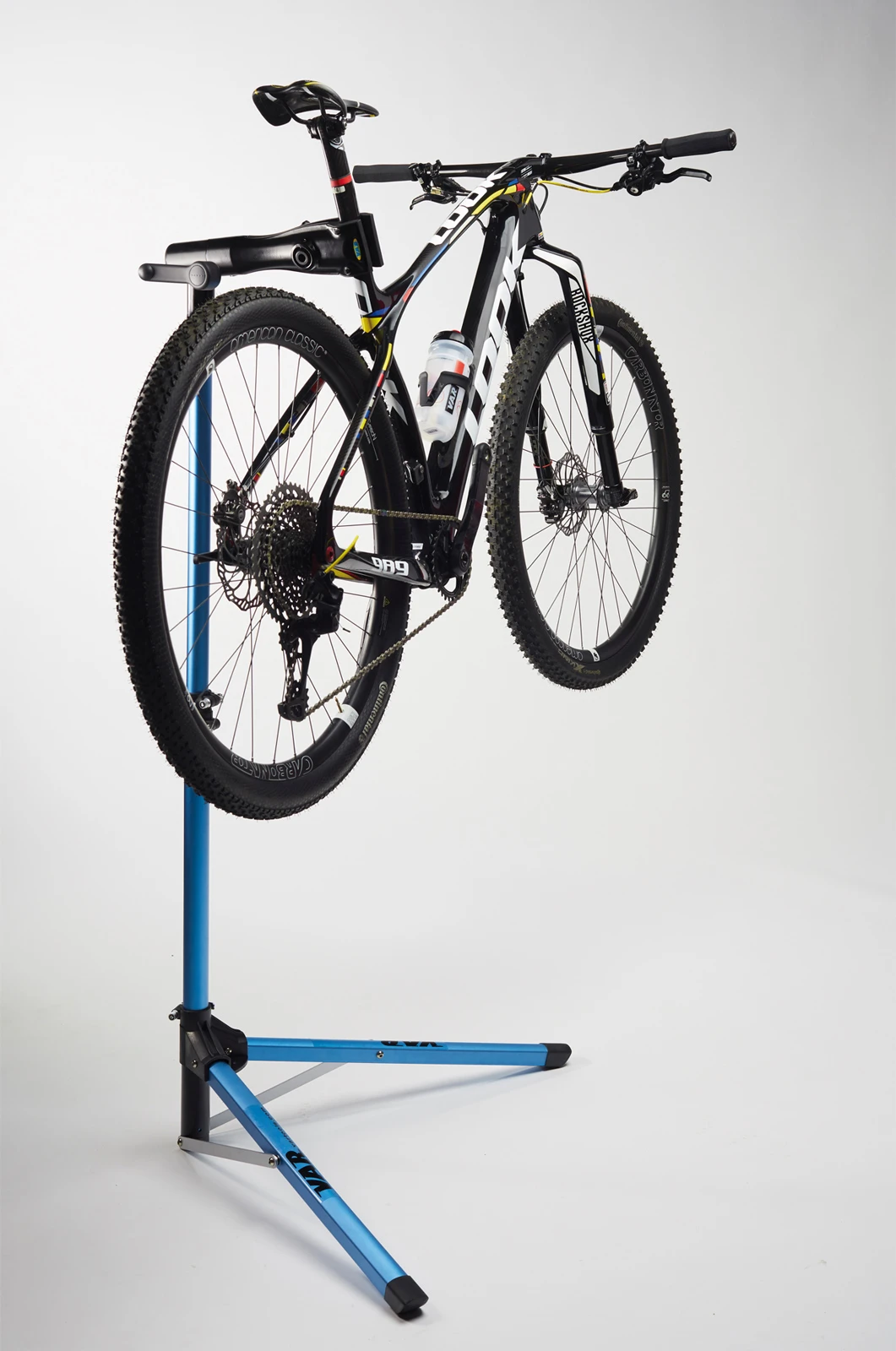 VAR Team Replica Folding Repair Stand - PR-85000 - Blue – Image 3
